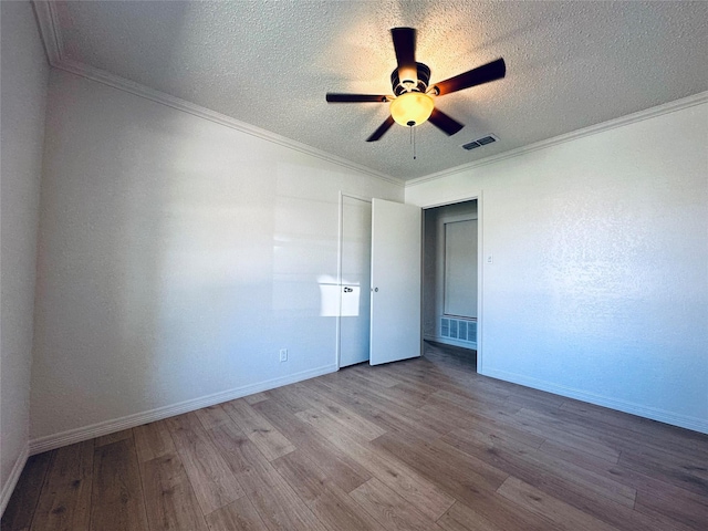 1317 N Mary St, Comanche, TX 76442 - ranch-style home with a garage, a front yard, and concrete driveway