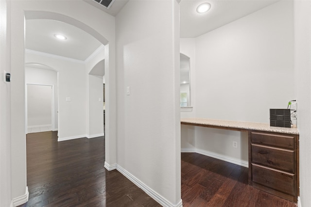109 Joplin Dr, Mckinney, TX 75071 - corridor with dark wood-type flooring, arched walkways, baseboards, and visible vents