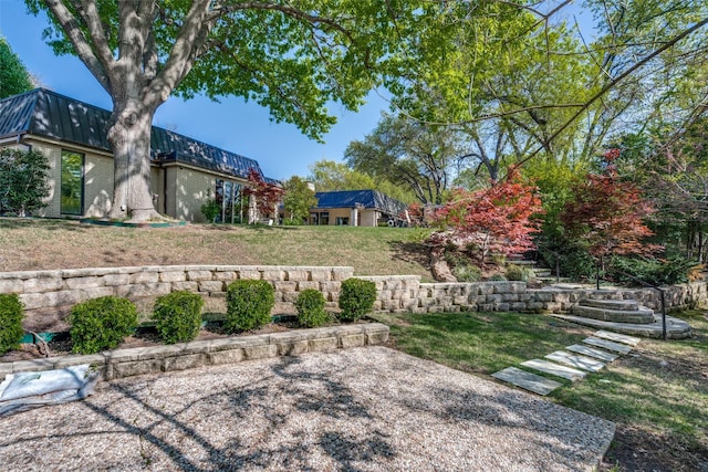 10989 Crooked Creek Dr, Dallas, TX 75229 - view of grassy yard