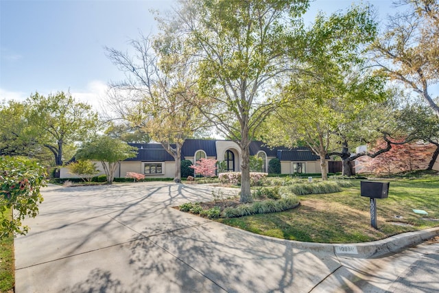 10989 Crooked Creek Dr, Dallas, TX 75229 - view of front of house