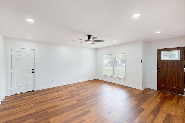 6840 Hillmont Dr, Dallas, TX 75217 - foyer with visible vents, baseboards, ceiling fan, recessed lighting, and wood finished floors