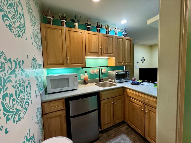 2124 Parkhaven Dr, Plano, TX 75075 - kitchen featuring light countertops, white microwave, refrigerator, and a sink