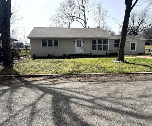 2912 W Elm St, Denison, TX 75020 - single story home featuring fence and a front lawn