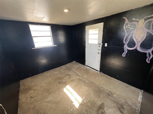 2912 W Elm St, Denison, TX 75020 - entryway with plenty of natural light