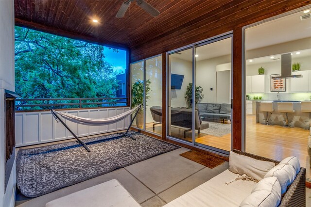 4401 Roseland Ave Unit A, Dallas, TX 75204 - view of sunroom