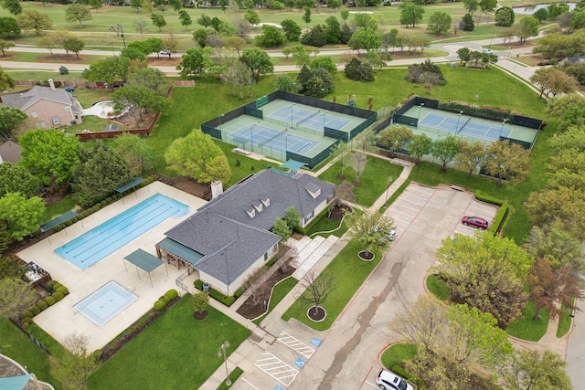 4401 Sorrel Ct, Flower Mound, TX 75028 - aerial view of a pool