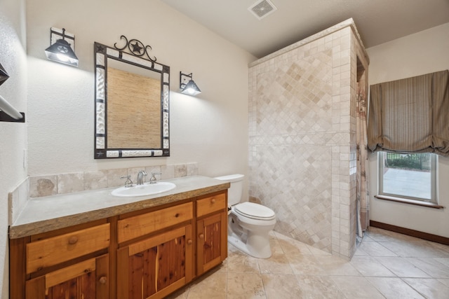 4401 Sorrel Ct, Flower Mound, TX 75028 - full bath with toilet, vanity, tile patterned floors, and a shower with curtain