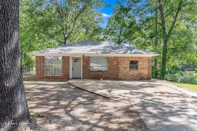 ranch-style house with brick siding