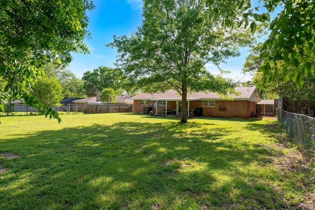 216 Belmont St, Hurst, TX 76053 - view of yard