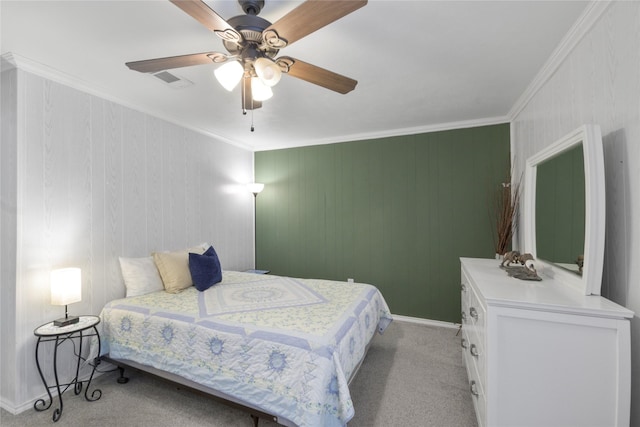 281 Harbor Dr, Gun Barrel City, TX 75156 - bedroom with light carpet, crown molding, ceiling fan, and baseboards