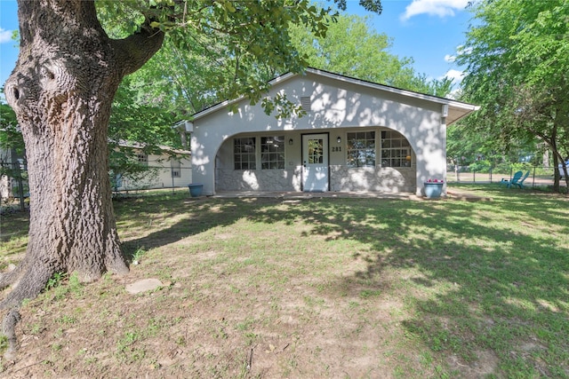 281 Harbor Dr, Gun Barrel City, TX 75156 - view of front of house featuring covered porch and stucco siding