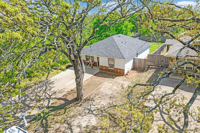 530 E Day St, Denison, TX 75021 - drone / aerial view