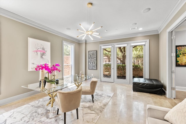 6615 Bandera Ave Unit 1A, Dallas, TX 75225 - dining area with ornamental molding, a chandelier, and baseboards