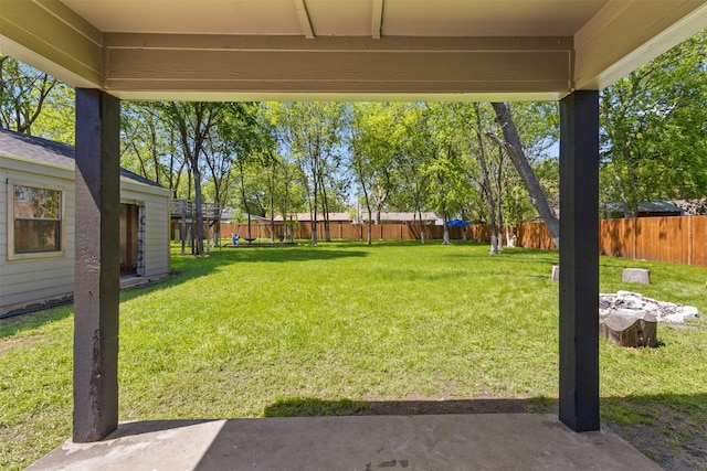 view of yard featuring a fenced backyard