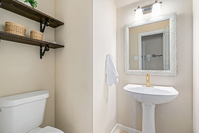 3733 Glassenberry St, Fort Worth, TX 76244 - half bath featuring toilet