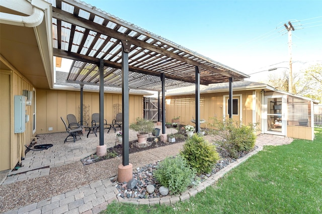 view of patio featuring a pergola