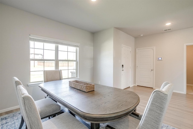 628 Bronze Forest Dr, Fort Worth, TX 76131 - dining space featuring light wood finished floors, baseboards, and recessed lighting