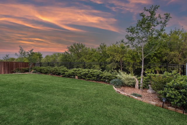 808 Bluestem Dr, Aubrey, TX 76227 - view of yard