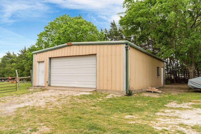 detached garage with fence