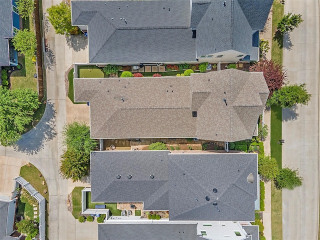 2208 Tremont Blvd, Mckinney, TX 75071 - drone / aerial view