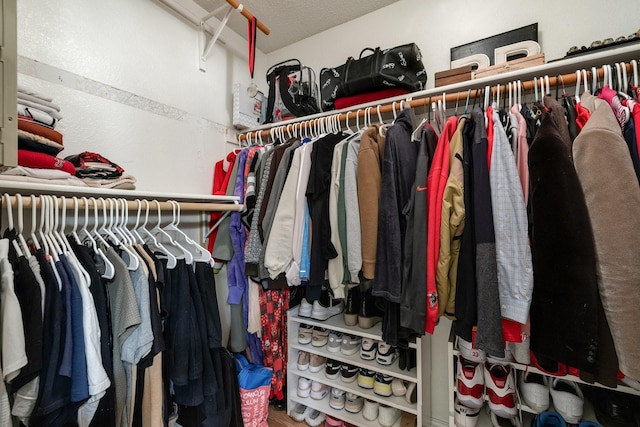 1435 Greenbrook Dr, Rockwall, TX 75032 - view of walk in closet