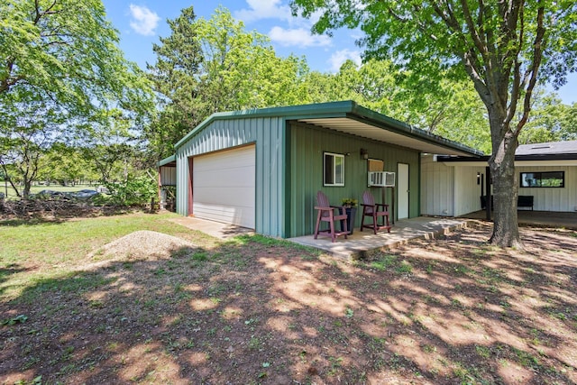 336 Kirk Ave, Pottsboro, TX 75076 - detached garage with dirt driveway