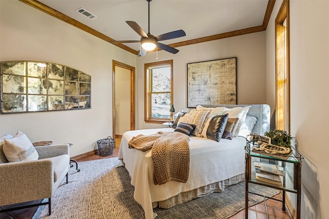 bedroom featuring visible vents, baseboards, crown molding, and ceiling fan