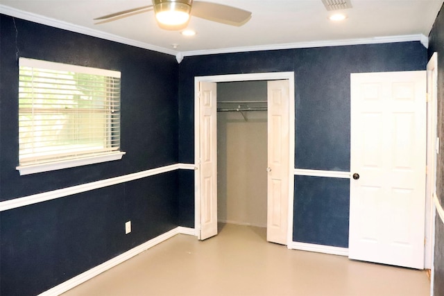 unfurnished bedroom with recessed lighting, a closet, ornamental molding, baseboards, and visible vents
