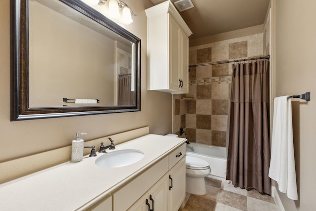 3007 Sunray Valley Ct, Arlington, TX 76012 - full bathroom with vanity, toilet, and shower / bath combo with shower curtain