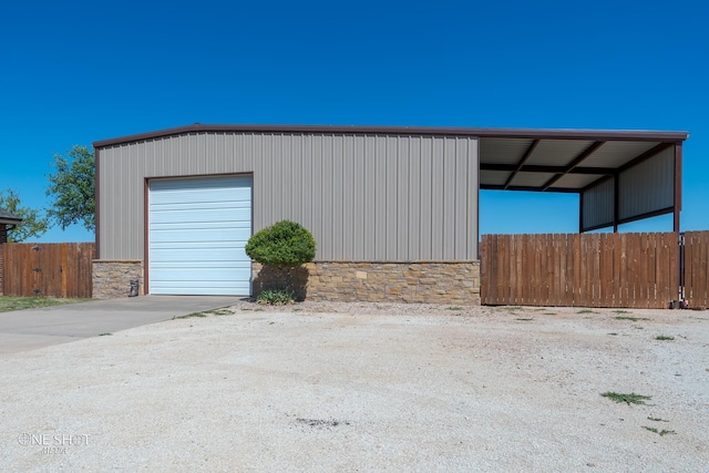 125 Mountain Meadow Dr, Tuscola, TX 79562 - view of outdoor structure with an outbuilding and fence