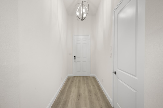 424 Lamb Ln, Waxahachie, TX 75167 - interior space featuring light wood-style floors, a notable chandelier, and baseboards