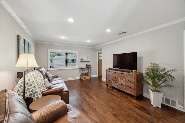 living area with wood finished floors, ornamental molding, recessed lighting, and baseboards