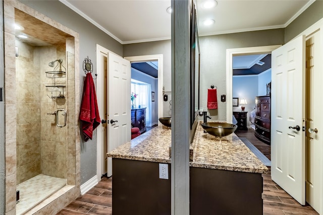 1470 Meandering Way, Rockwall, TX 75087 - ensuite bathroom featuring crown molding, wood finish floors, and ensuite bathroom