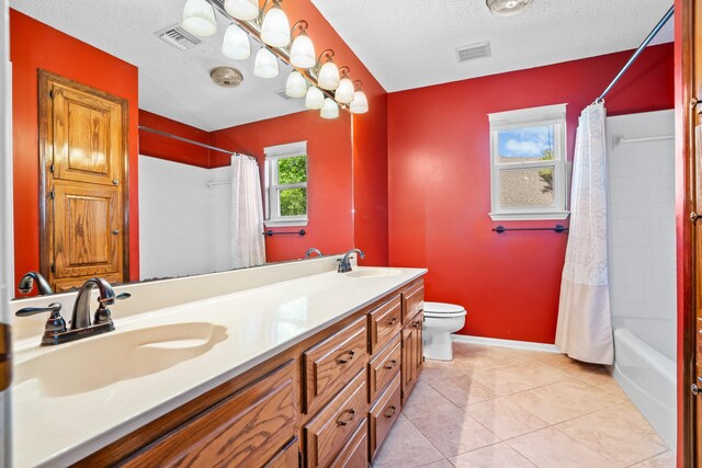 10019 Lost Oak Ridge Dr, Woodway, TX 76712 - empty room featuring ceiling fan, light carpet, and baseboards