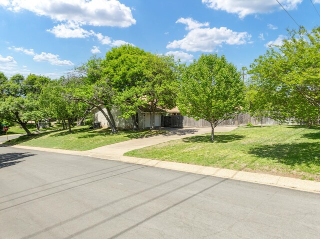 10019 Lost Oak Ridge Dr, Woodway, TX 76712 - view of obstructed view of property