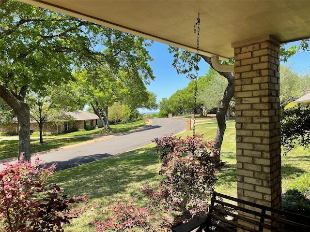 10019 Lost Oak Ridge Dr, Woodway, TX 76712 - view of grassy yard