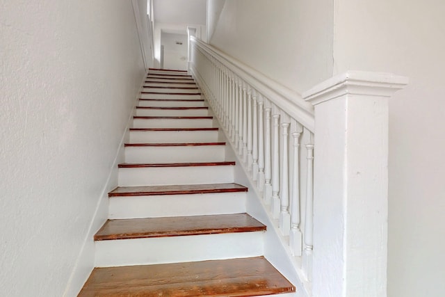 2311 Market Ave, Fort Worth, TX 76164 - view of stairway