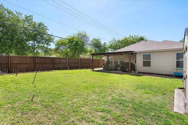 303 W Ohio Ave, Dallas, TX 75224 - view of yard with a fenced backyard