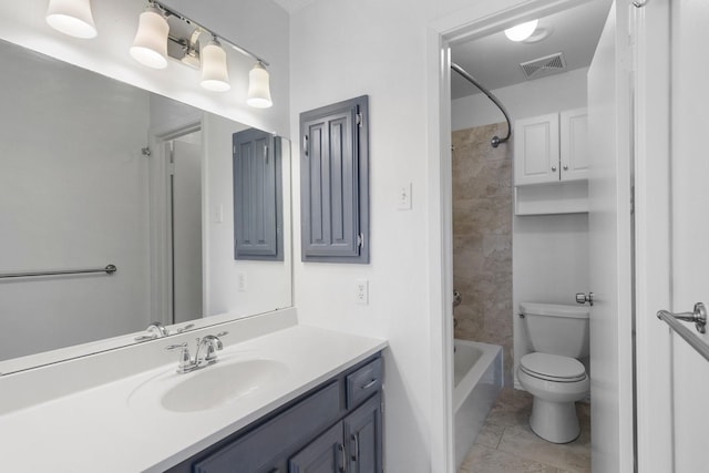 851 Dublin Dr Unit 3, Richardson, TX 75080 - bathroom featuring toilet, vanity, and bathtub / shower combination