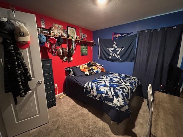 345 Wishbone Ln, Fort Worth, TX 76052 - bedroom featuring carpet flooring