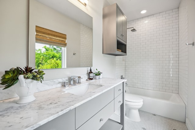 6604 Northridge Dr, Dallas, TX 75214 - bathroom featuring toilet, vanity, bathtub / shower combination, and recessed lighting