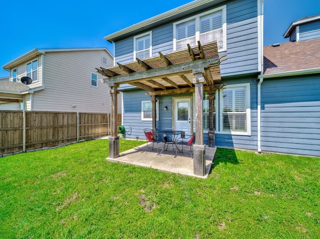 907 Chickesaw Ln, Wylie, TX 75098 - rear view of house featuring a pergola and a patio area