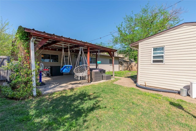 view of yard featuring a patio area