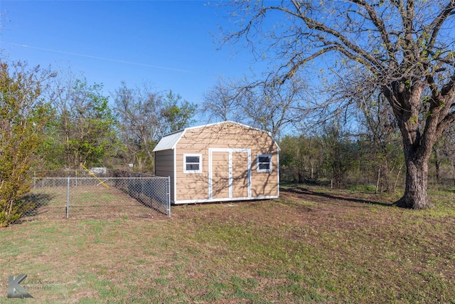 509 Reeves St, Clyde, TX 79510 - unfurnished bedroom featuring baseboards, visible vents, carpet floors, and a closet