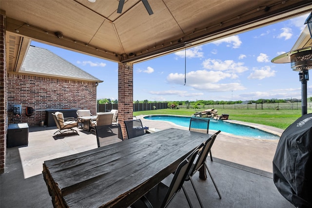 6611 Singleton Rd, Midlothian, TX 76065 - view of patio / terrace with ceiling fan, outdoor dining area, and grilling area