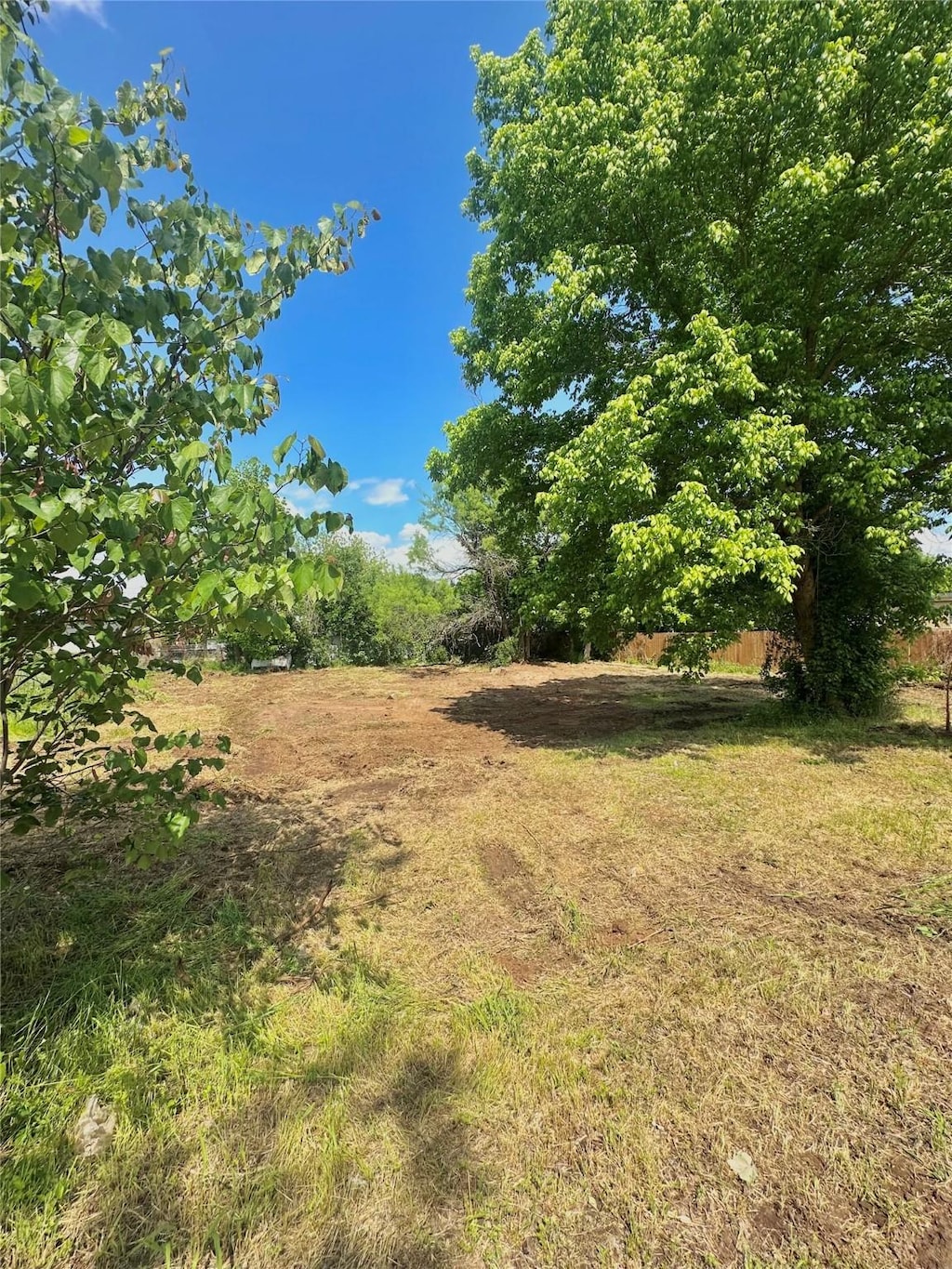 3711 Oak Meadow St, Granbury, TX 76048