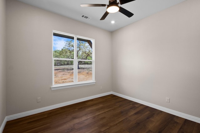 109 Post Oak Cv, Sunset, TX 76270 - unfurnished room with visible vents, baseboards, dark wood-style flooring, a ceiling fan, and recessed lighting