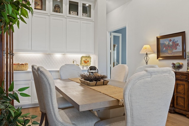 dining room featuring light wood-style flooring