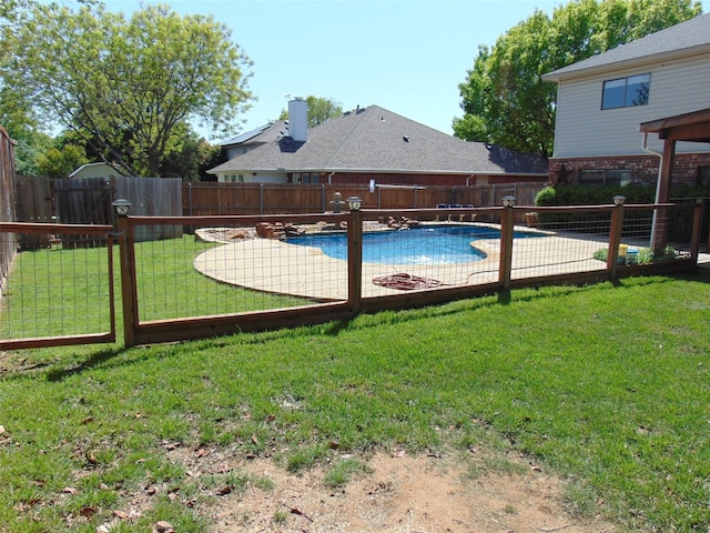view of pool featuring a fenced backyard, a fenced in pool, and a yard