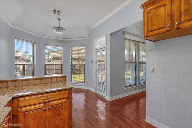 105 Devereaux Dr, Bossier City, LA 71111 - kitchen with ornamental molding, visible vents, baseboards, and dark wood-style floors